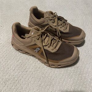 On Running Women's Cloud Shoes in Brown/Tan